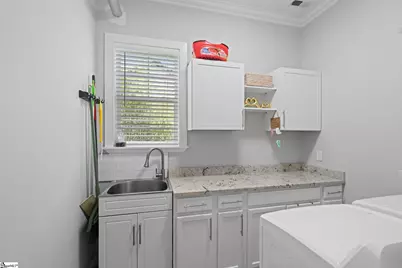 101 S Valley Lane, Greenville, SC 29611 - Photo 13