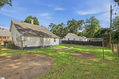 19 Geer Street, Belton, SC 29627 - Photo 17