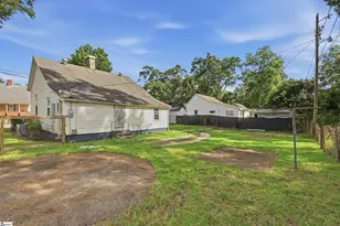 19 Geer St, Belton, SC 29627 - Photo 17