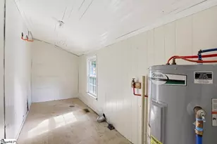 19 Geer St, Belton, SC 29627 - Photo 15