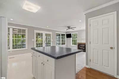 104 Lakehill Drive, Fair Play, SC 29643 - Photo 3