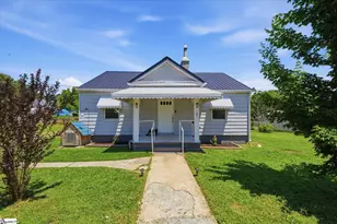 301 Pecan Dr, Calhoun Falls, SC 29628 - Photo 1