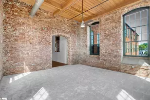 400 Mills Ave, Greenville, SC 29605 - Photo 9