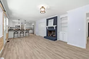 218 Crestwood Dr, Greenville, SC 29609 - Photo 11