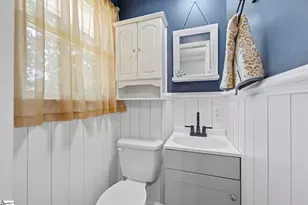218 Crestwood Dr, Greenville, SC 29609 - Photo 19