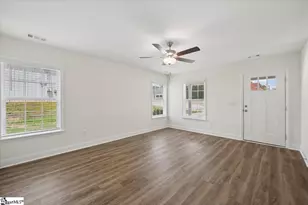 438 N Forest St, Spartanburg, SC 29303 - Photo 11
