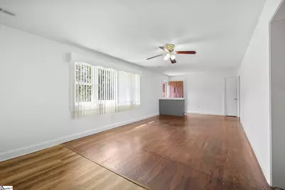 206 Greenbriar Drive, Simpsonville, SC 29680 - Photo 5