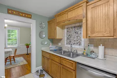 698 Pumpkintown Highway, Pickens, SC 29671 - Photo 11