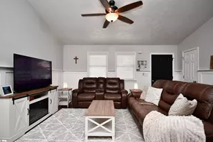 344 Endless Dr, Greer, SC 29651 - Photo 5