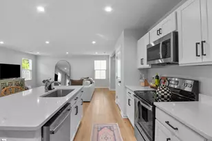 520 Mills Hill Wy, Greenville, SC 29605 - Photo 11