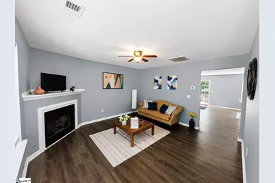 213 Kingscreek Drive, Greer, SC 29650 - Photo 3