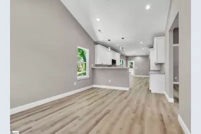 305 Appian Drive, Spartanburg, SC 29306 - Photo 5