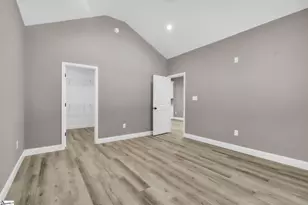 305 Appian Dr, Spartanburg, SC 29306 - Photo 19