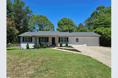 107 Springdale Drive, Belton, SC 29627 - Photo 1
