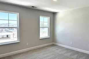 315 Blaine Ct, Greenville, SC 29607 - Photo 9
