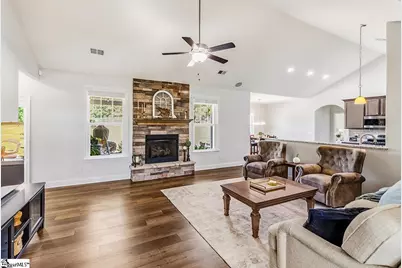 100 Ridgefield Lane, Greer, SC 29651 - Photo 5