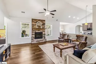100 Ridgefield Ln, Greer, SC 29651 - Photo 5