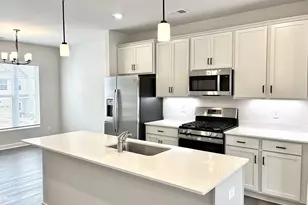 241 Taylor Woods Ct, Greenville, SC 29607 - Photo 5
