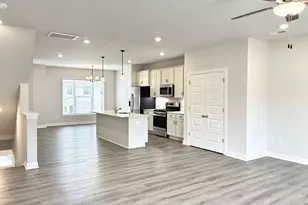 241 Taylor Woods Ct, Greenville, SC 29607 - Photo 9