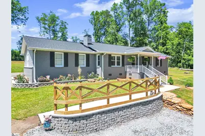 425 Hannon Road, Inman, SC 29349 - Photo 1