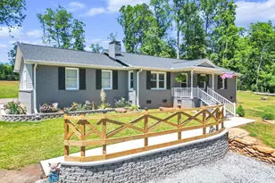 425 Hannon Rd, Inman, SC 29349 - Photo 1
