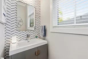 208-B Perry Ave, Greenville, SC 29601 - Photo 15