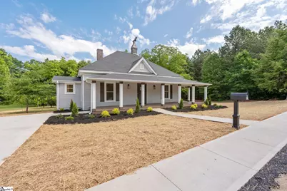 444 W Peachtree Street, Woodruff, SC 29388 - Photo 9