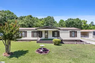 111 Lewis St, Clinton, SC 29325 - Photo 1