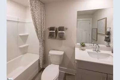 985 Penfold Pointe Pointe, Wellford, SC 29385 - Photo 3