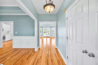 1017 Corie Crest Drive, Boiling Springs, SC 29316 - Photo 5