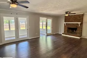 207 Needles Dr, Simpsonville, SC 29680 - Photo 9