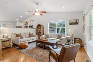 134 Emma St, Greenville, SC 29609 - Photo 7