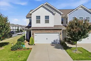 582 Yellow Fox Rd, Greer, SC 29650 - Photo 3