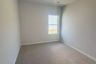 240 Pretoria Dr, Woodruff, SC 29388 - Photo 5