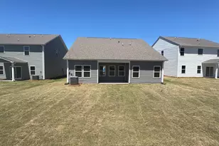 240 Pretoria Dr, Woodruff, SC 29388 - Photo 3