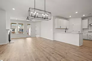 469 Sweetbay St, Seneca, SC 29678 - Photo 5