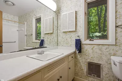 16 Oakleaf Road, Greenville, SC 29609 - Photo 17