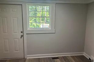 106 Washington St, Clinton, SC 29325 - Photo 13