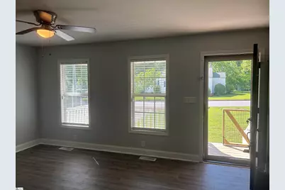306 Shands Street, Clinton, SC 29325 - Photo 15