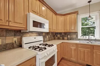 2A Simmons Court, Greenville, SC 29609 - Photo 13
