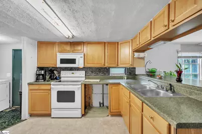 110 Donna Marie Drive, Piedmont, SC 29673 - Photo 11