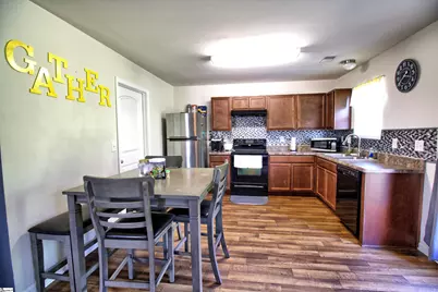 111 Botany Drive, Laurens, SC 29360 - Photo 7