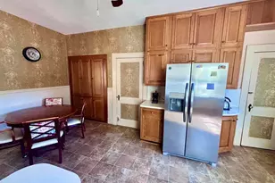 400 E Buford St, Gaffney, SC 29340 - Photo 9