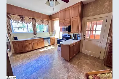 400 E Buford Street, Gaffney, SC 29340 - Photo 7