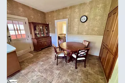 400 E Buford Street, Gaffney, SC 29340 - Photo 11