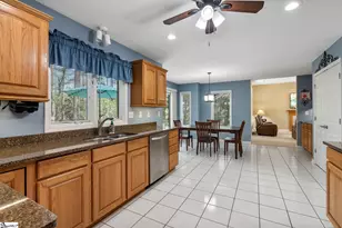 408 Sapphire Ct, Seneca, SC 29672 - Photo 9