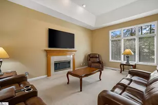 408 Sapphire Ct, Seneca, SC 29672 - Photo 5
