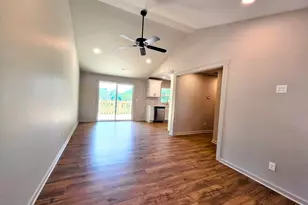3625 Dobbins Bridge Rd, Anderson, SC 29626 - Photo 7