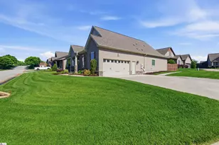 511 Traemoor Village Dr, Moore, SC 29369 - Photo 3