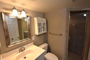 925 Cleveland St, Greenville, SC 29601 - Photo 11